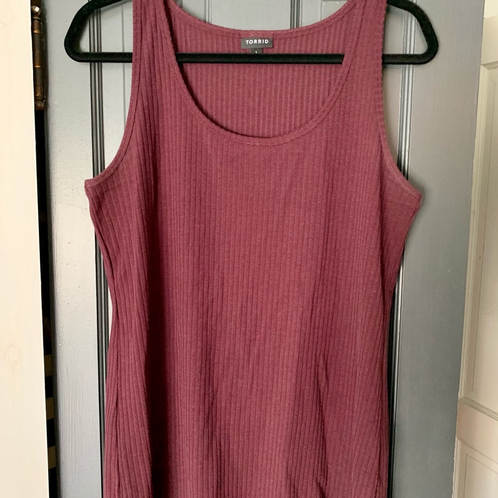 NWOT Torrid BURGUNDY PURPLE RIB TANK